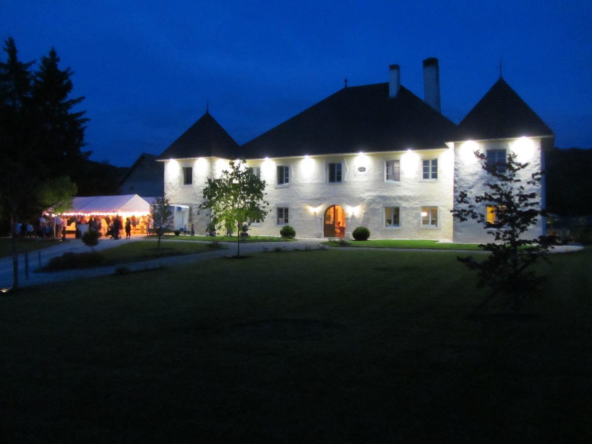 Le Relais Des Deux Tours Acomodação com café da manhã Brémondans Exterior foto